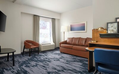 Fairfield Inn & Suites Newark Liberty International Airport