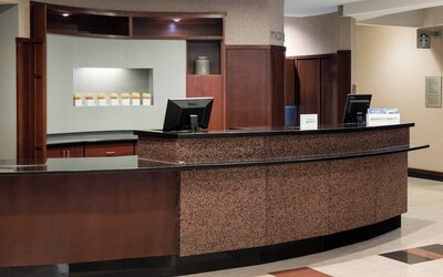 Courtyard by Marriott West Orange