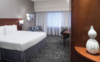 Courtyard by Marriott West Orange