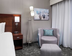 Courtyard by Marriott West Orange