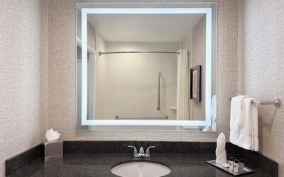 APA Hotel Woodbridge