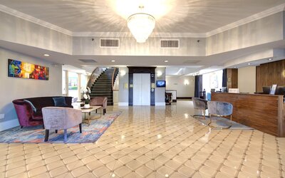 The Roslyn, Tapestry Collection by Hilton