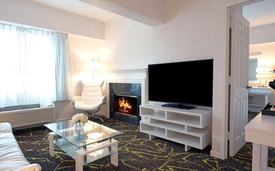 The Roslyn, Tapestry Collection by Hilton