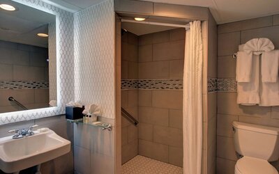 The Roslyn, Tapestry Collection by Hilton