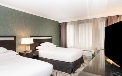 DoubleTree by Hilton Newark Penn Station