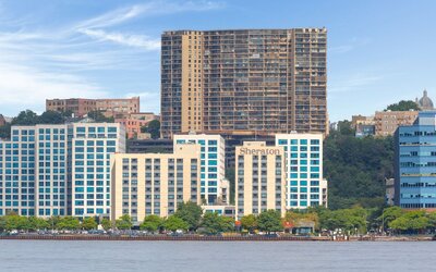 Sheraton Lincoln Harbor Hotel