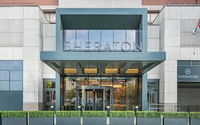 Sheraton LaGuardia East Hotel