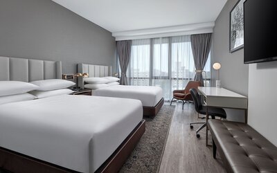 Four Points by Sheraton Flushing