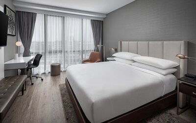 Four Points by Sheraton Flushing