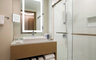 The Westin Flushing Laguardia Airport