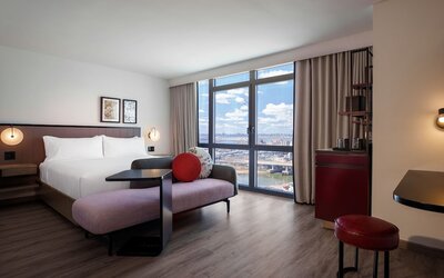 Renaissance New York Flushing Hotel at Tangram