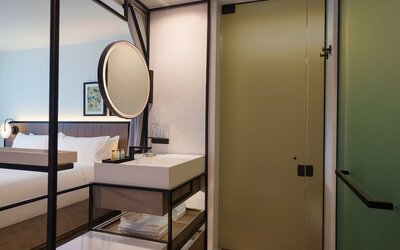 Renaissance New York Flushing Hotel at Tangram