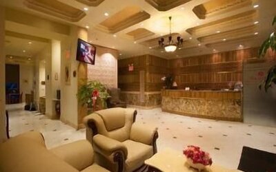 Ramada by Wyndham Flushing Queens