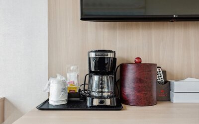 Ramada by Wyndham Flushing Queens