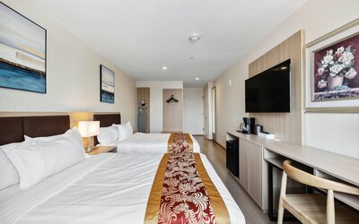 Ramada by Wyndham Flushing Queens