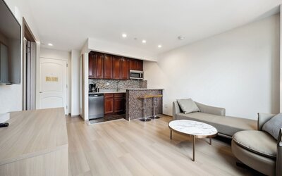 Ramada by Wyndham Flushing Queens