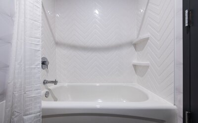 Holiday Inn Newark International Airport by IHG