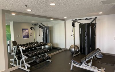 Holiday Inn Newark International Airport by IHG