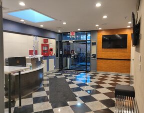 Hotel Key LaGuardia Airport