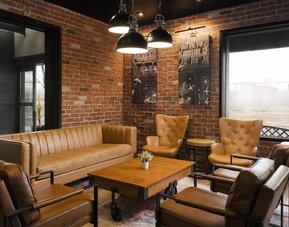 Aiden by Best Western Newark Airport