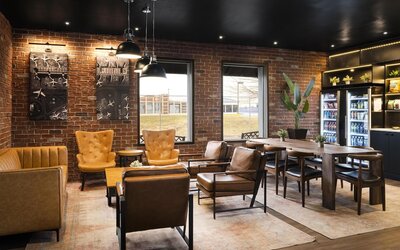 Aiden by Best Western Newark Airport