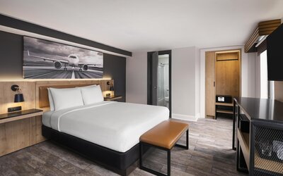 Aiden by Best Western Newark Airport