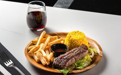 Aiden by Best Western Newark Airport