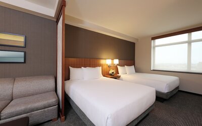 Hyatt Place Flushing/LaGuardia Airport