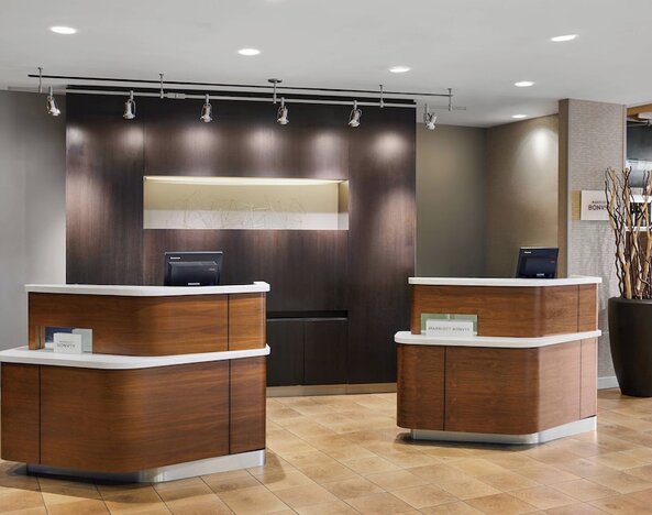 Courtyard by Marriott Newark Downtown