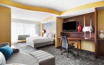 Courtyard by Marriott Newark Downtown
