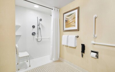 Courtyard by Marriott Newark Downtown
