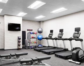 Courtyard by Marriott Newark Downtown