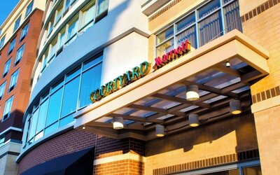 Courtyard by Marriott Newark Downtown