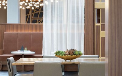 DoubleTree by Hilton Hotel Newark Airport