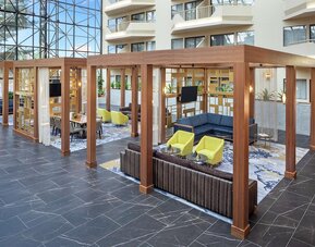 DoubleTree by Hilton Hotel Newark Airport