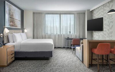 Residence Inn By Marriott New York Queens