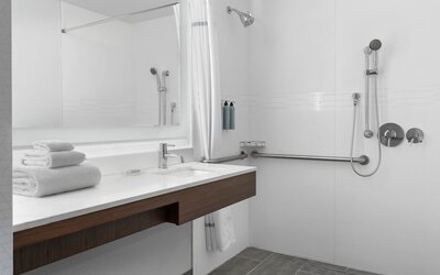Residence Inn By Marriott New York Queens
