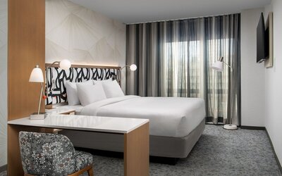 SpringHill Suites by Marriott New York Queens