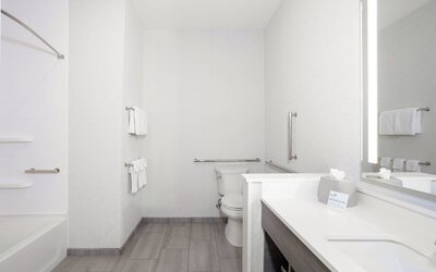 Holiday Inn Express & Suites Linden – Newark South by IHG