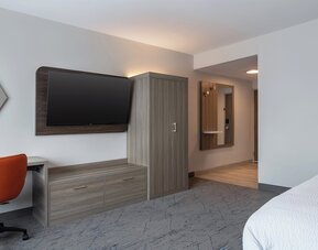 Holiday Inn Express & Suites Linden – Newark South by IHG
