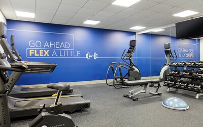 Holiday Inn Express & Suites Linden – Newark South by IHG