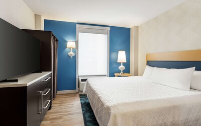 Home2 Suites by Hilton NY Long Island City/Manhattan View