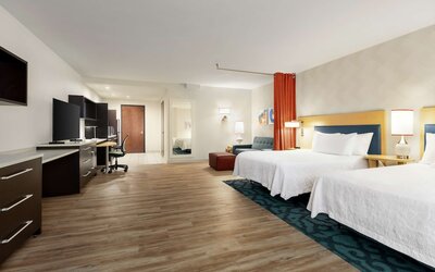 Home2 Suites by Hilton NY Long Island City/Manhattan View