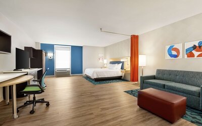 Home2 Suites by Hilton NY Long Island City/Manhattan View