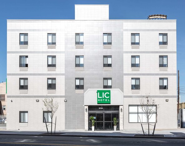 LIC Hotel