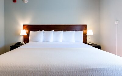 LIC Hotel