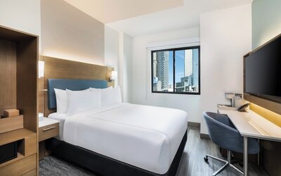 EVEN Hotel Long Island City - New York by IHG