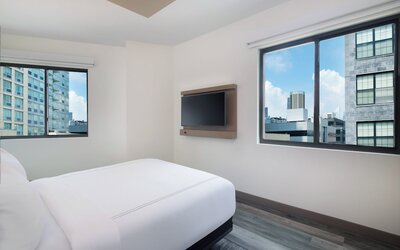 EVEN Hotel Long Island City - New York by IHG