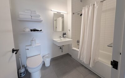 Court Square Hotel Long Island City New York , Belvilla District 6 Formerly Sonder