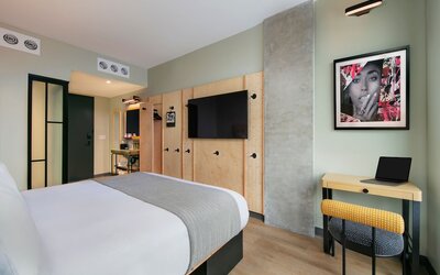 Moxy Brooklyn Williamsburg
